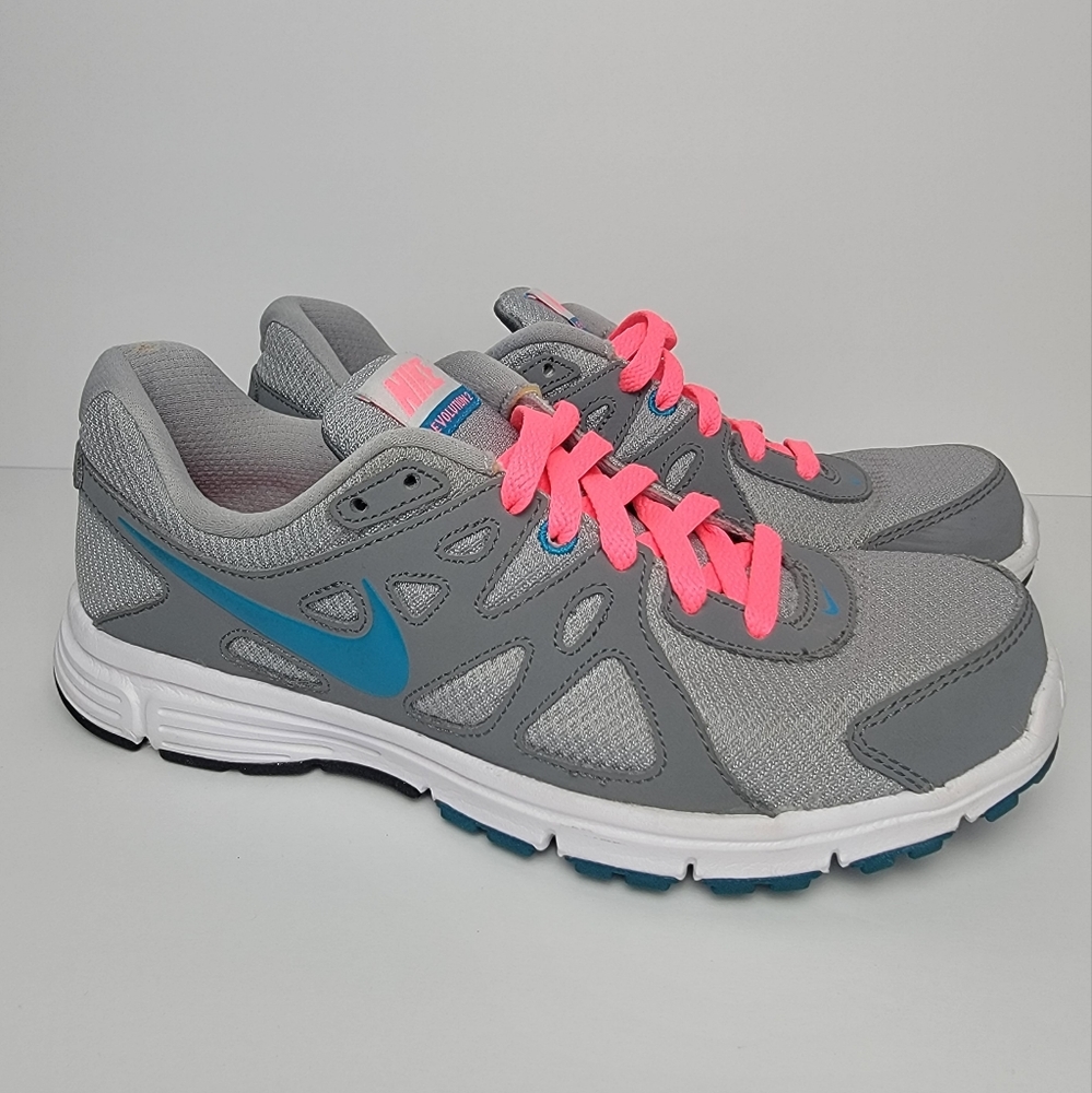 Nike - Size 9 - Grey/Pink/Teal Revolution 2 Sneakers